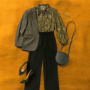 Vintage 70s 80s Green Brown Paisley Ruffle Bow Tie Neck Blouse Top